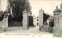 CPA Chartrettes Entrance Of the Castle Of the Sheep-folds