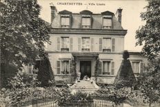 CPA Chartrettes Villa Smoothing iron