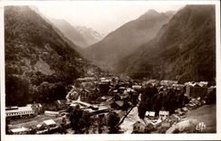CPA Cauterets Vue Generale Sur La Ville Et Fond De Lutour L'Aroiden