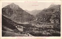 CPA Cauterets Vue d'ensemble prise de la reine Hortense 