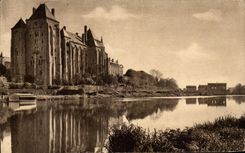 CPA the Abbey St Pierre de Solesmes seen Of Right Bank of the Sarthe