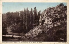 Rocas de CPA Fontcombault en el camino del blanco