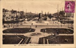 CPA Le Havre Places Gambetta and the New Gardens Port Boats