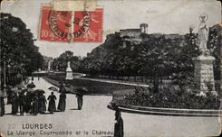 CPA Lourdes La Virgin Couuronnee And the Castle