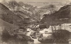 CPA Gavarnie the Circus of Gavarnte the Hotel of Vignemle