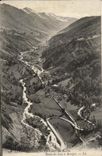 CPA Les Pyrenees Vallee du Bastan Route de Luz a Bareges