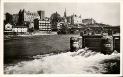 CPA Pau Gave and the castle