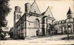 CPA Chateau De Pierrefonds Eglise
