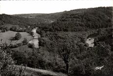 CPSM Bourg of Hem La Creuse has Guemontet