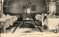 CPA Pontoise el cuarto de dios del hotel de la herida