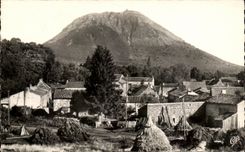 CPSM Village of High Auvergne Laschamps to the Foot of Puy De Dome
