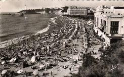 CPA Biarrtitz La Grande Plage Et Le Cap St Martin
