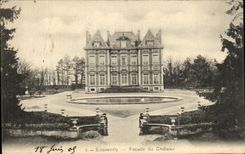CPA Ecquevilly Facade du Chateau