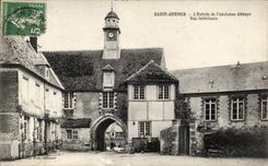 CPA Saint To germinate Entrance of the Old Abbey Seen Interior
