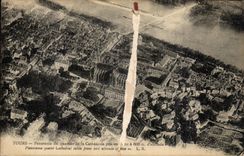 CPA Tours Panorama du quartier de la Cathedrale pris en avion 
