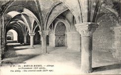 CPA Mont Saint Michel Abbey the Promenade