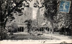CPA Toulouse Le Cloitre du Musee La Cour Interieure