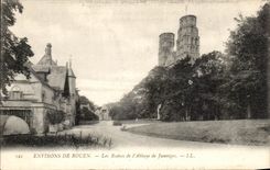CPA Environs De Rouen Les Ruines De l'Abbaye De Jumieges