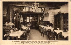 CPA Morlaix House of the Queen Anne Monument Hisorique Rez of roadway Living room of the Pancake shop