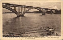 CPA Plougastel Daoulas Pont Construit sur I'Elorn a L'Entree de la Rade reliant la presqu'ile a Brest 