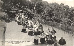 CPA Festivals of the ND Crowning of Honfleur Grace the Bishops Honfleur June 19th 1913