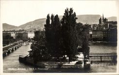 CPA Geneva Island JJ Rousseau