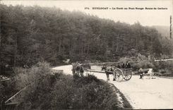 CPA Huelgoat La Drill with the Red bridge Road of Carhaix coach Cow