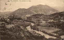 CPA Lourdes Vue generale et le Gave