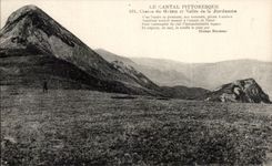 CPA Le Cantal Pittoresque chaine Du Griou Et Vallee De La Jordanne