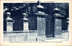 CPA Chambery Hotel de Chateauneuf rue Croix d'Or Grille et porte splendide travil de ferronnerie