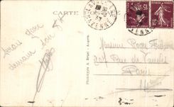 CPA Laval confino principalmente la calle principal