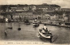 CPA Dieppe antes de la izquierda portuaria de los barcos del tronco