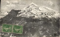 CPA Les Pyrenees Gavarnie Le Pic Menet le pain de Sucre