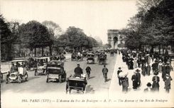 CPA Paris L'Avenue du Bois de Boulogne Automobile Arc de Triomphe 