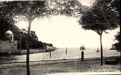 CPA Pornic La Sortie Du Port Du Mole