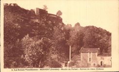 CPA La Suisse Vendeenne Mervent Moulin du Portail Ruines du Vieux Chateau
