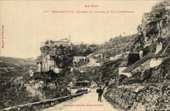 CPA Rocamadour Entreee Du Village Et Vue D'Ensemble