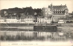 CPA Amboise Le Chateau Et Le Quai