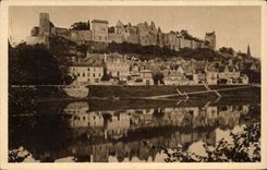 CPA Loire ch4ateau Chatean de Chinon on the edges of the Loire