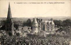 CPA Langeais el castillo la iglesia