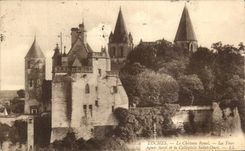 CPA Loches Le Chateau Royal Agnes Sorel Et La Collegiale Saint Ours