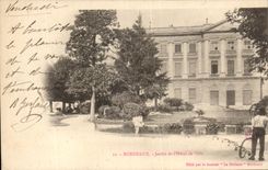 CPA Bordeaux Jardins de L'Hotel de Ville 
