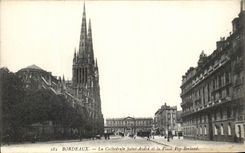 CPA Bordeaux La Cathedrale Saint andre Et La Place Pey Berland