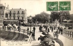 CPA Arcachon Cote d'ARgent Place Thiers et l'Entree de la Jetee Promenade