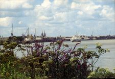 CPM Bordeaux Le Port De Bordeaux Sur La Garonne