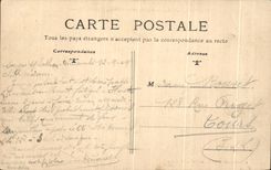 CPA Hommes Entree principale du Vieux Chateau