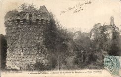CPA Chateau la Valliere Ruines du Chateau de Vaujours Tour crenelee