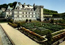 CPM Les Chateaux De La Loire Villandry le chateu et les Jardins 