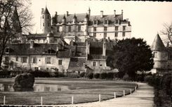 CPA Loches Chateau historique Devenu residence royale en 1249