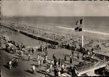 CPSM La Baule the beach